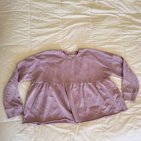 Cute Oversized Peplum Sweatshirt - Picture 1 of 3